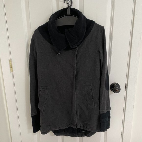 lululemon athletica Jackets & Blazers - Women Lululemon Wrap Jacket Size 6